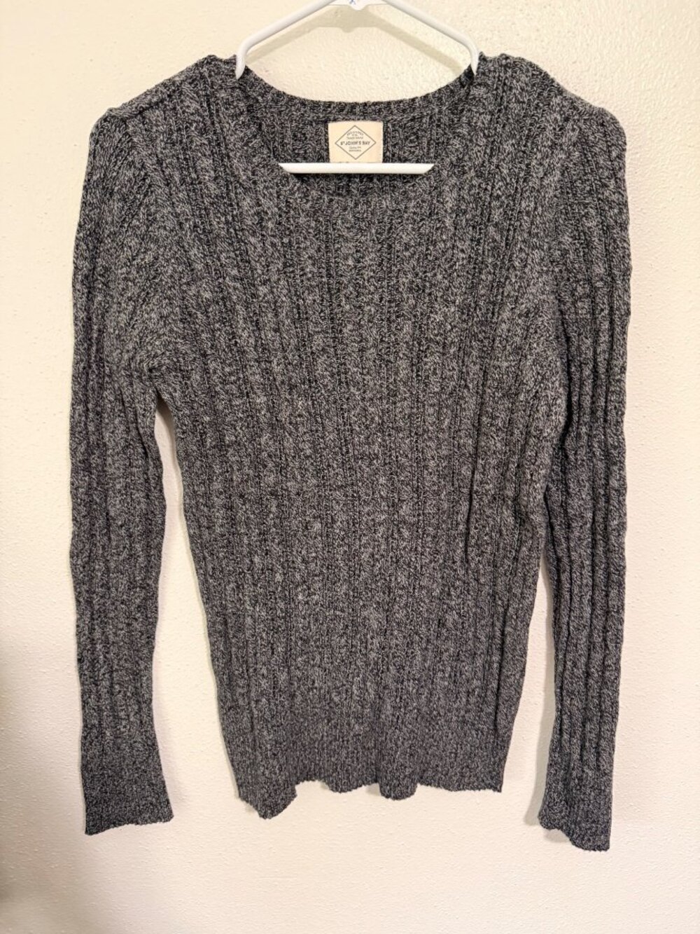 St. John's Bay Cable Knit Sweater Gray Classic Womans M